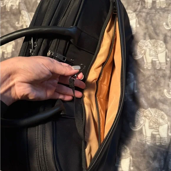 Nomad Lane Black Bento Bag V. 4 Travel Bag + Toiletry & Electronics Bags - Picture 5 of 14